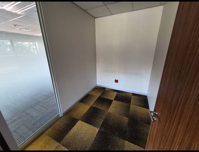 422M² OFFICE TO LET IN WOODMEAD